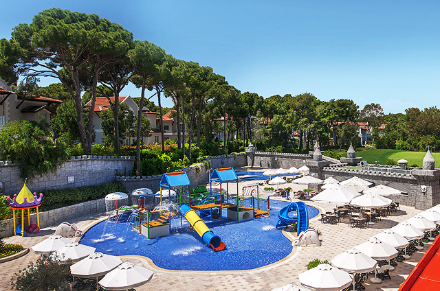 водные горки в отеле Maxx Royal Belek